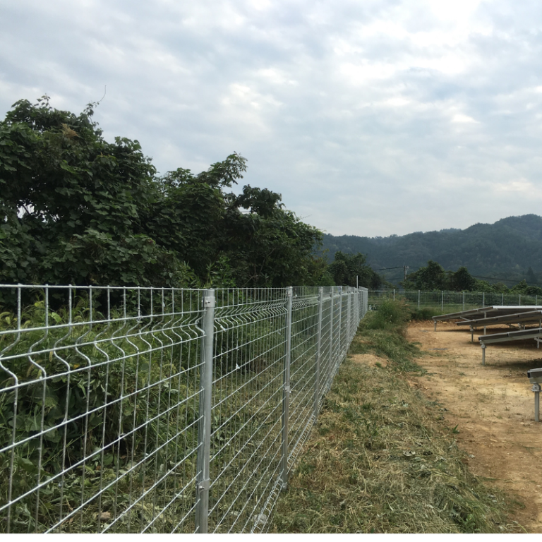 Hot Dip Galvanizing Fencing Panels for Ground Mount Solar System (3)
